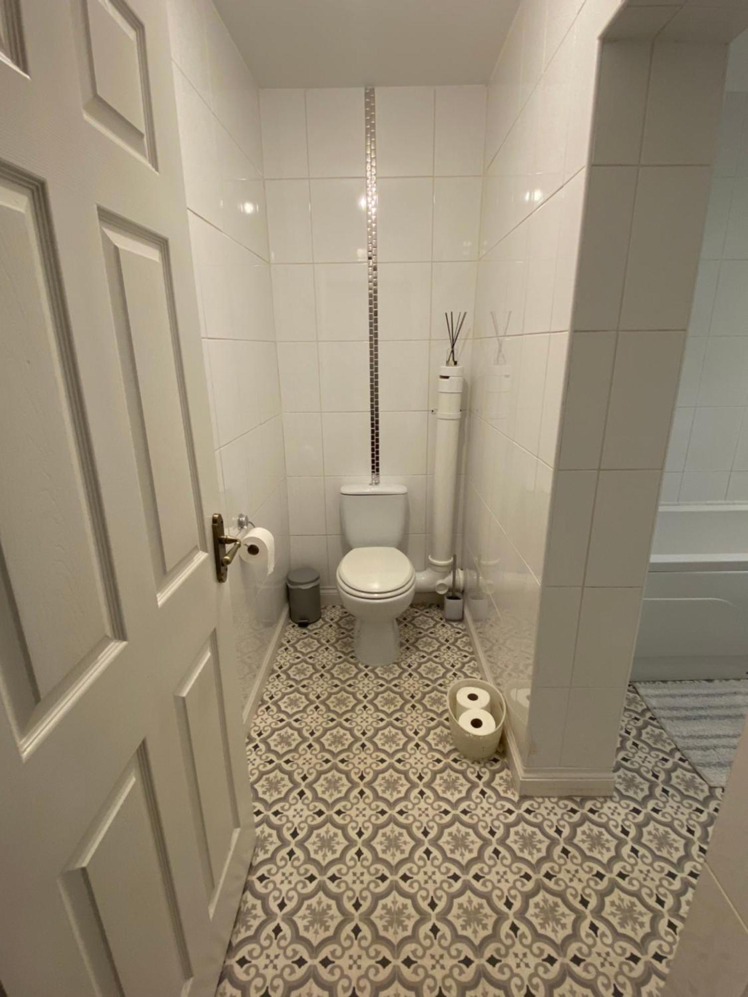 Quirky Town Centre Apartment With River Terrace Macclesfield Exteriör bild